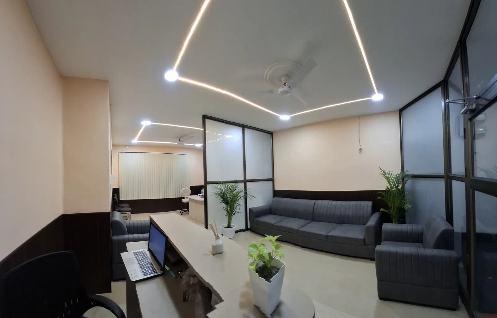 The clinic's waiting lounge
